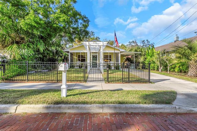 116 READ STREET, Tarpon Springs, FL 34689