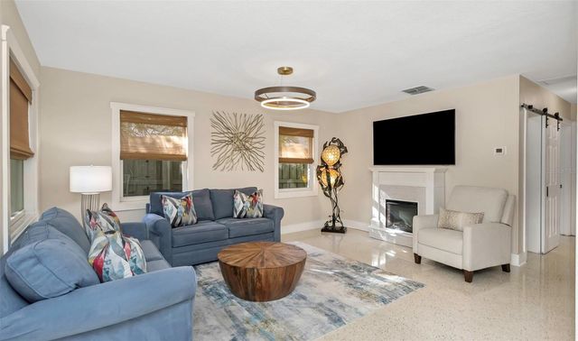 116 READ STREET, Tarpon Springs, FL 34689