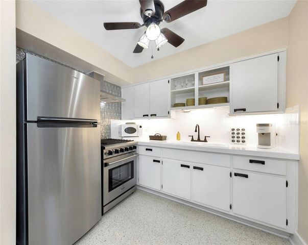 116 READ STREET, Tarpon Springs, FL 34689