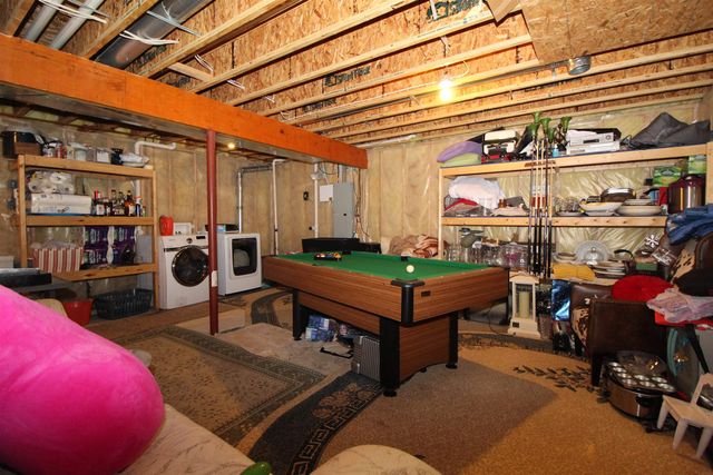 5702 Daisy Drive, Waterloo, IA 50701