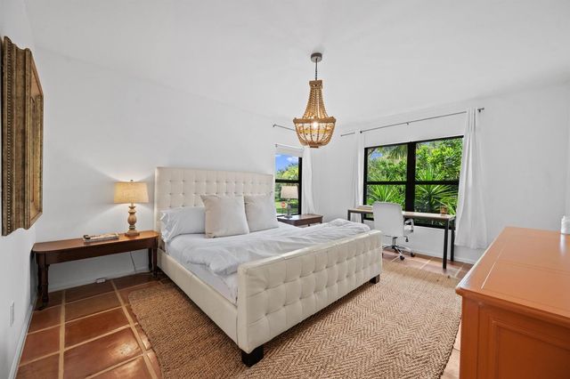 13329 Polo Club Road 204, Wellington, FL 33414