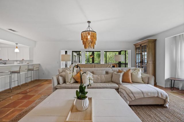 13329 Polo Club Road 204, Wellington, FL 33414