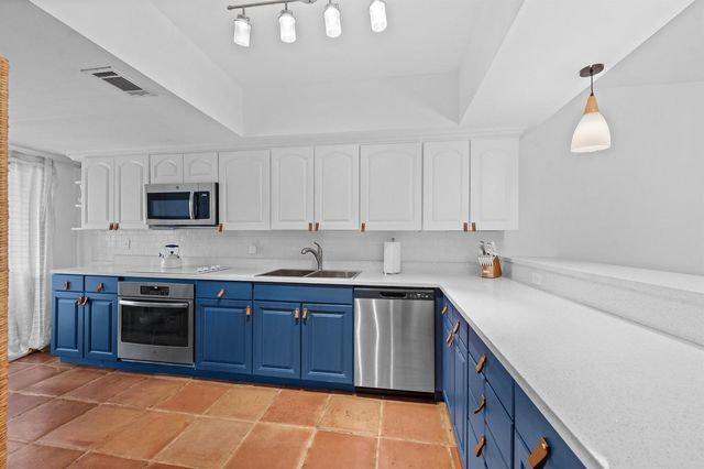 13329 Polo Club Road 204, Wellington, FL 33414