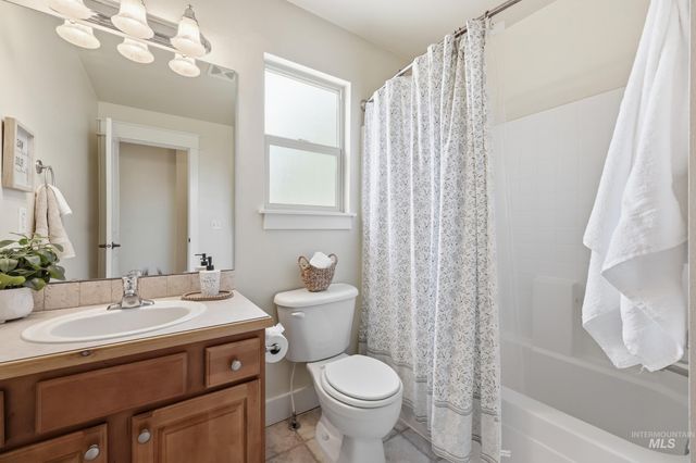 11473 W Jennie Lakes Street, Boise, ID 83709