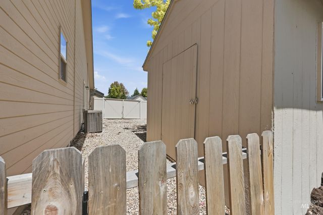 11473 W Jennie Lakes Street, Boise, ID 83709