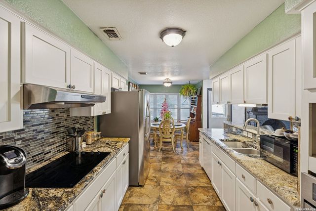 4003 Bentway, San Antonio, TX 78217