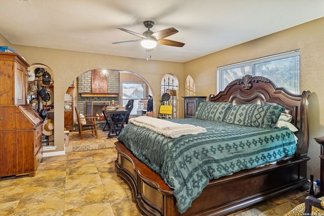 4003 Bentway, San Antonio, TX 78217