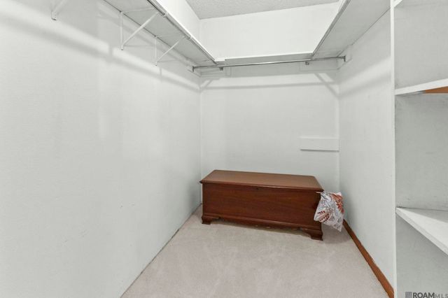 1815 Stonegate Ct, Baton Rouge, LA 70815