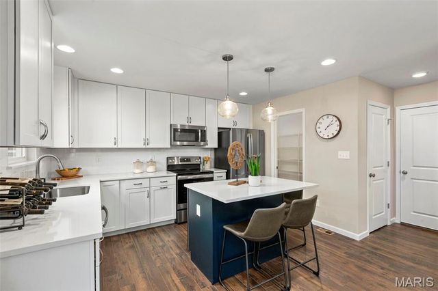 567 Edison Way, Wentzville, MO 63385