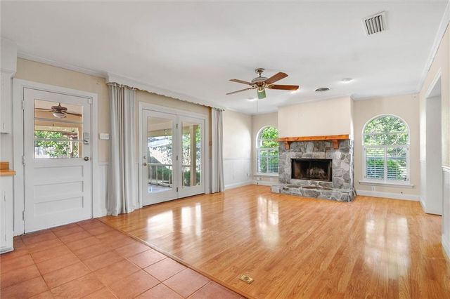 245 Carmel Drive E, Mobile, AL 36608