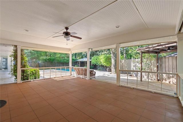 245 Carmel Drive E, Mobile, AL 36608