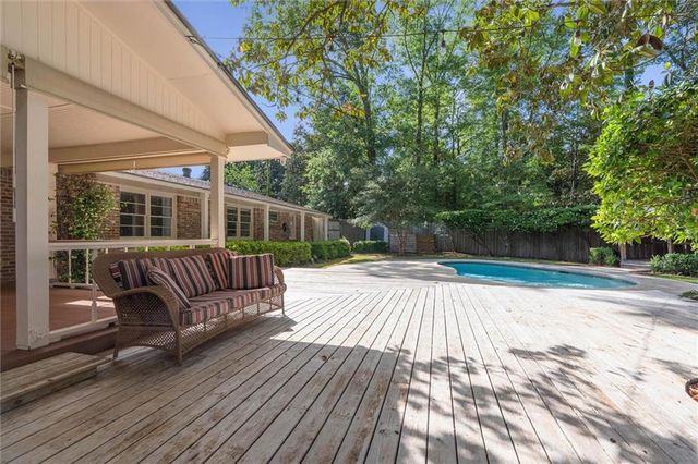 245 Carmel Drive E, Mobile, AL 36608