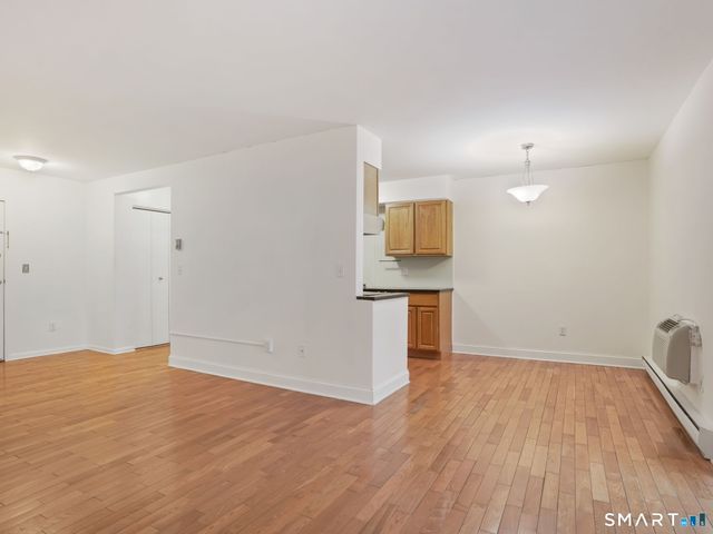 910 Hope Street 5B, Stamford, CT 06907