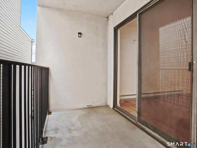 910 Hope Street 5B, Stamford, CT 06907