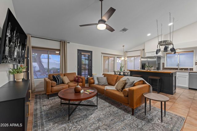 1570 E SAN TAN Street, Chandler, AZ 85225