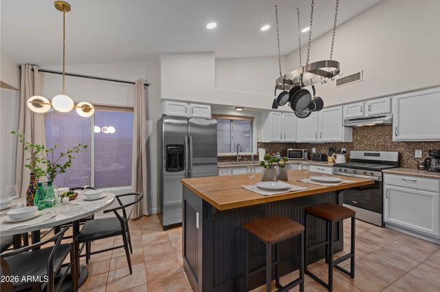 1570 E SAN TAN Street, Chandler, AZ 85225