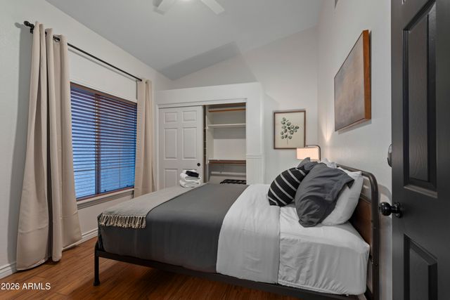 1570 E SAN TAN Street, Chandler, AZ 85225