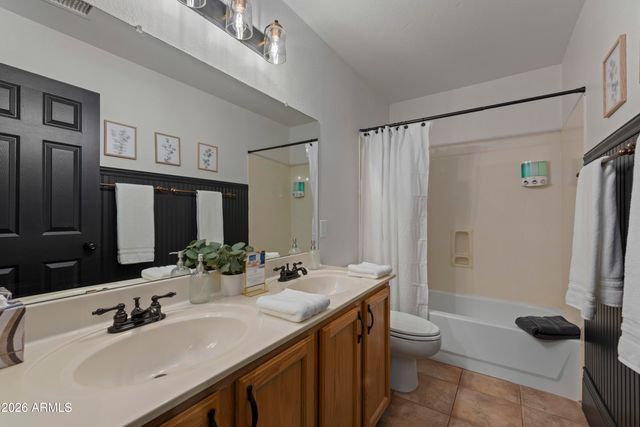 1570 E SAN TAN Street, Chandler, AZ 85225