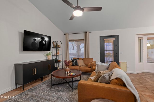 1570 E SAN TAN Street, Chandler, AZ 85225