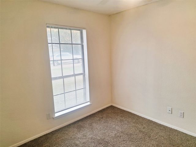 628 Edwards Drive, Saginaw, TX 76179