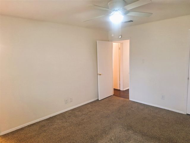 628 Edwards Drive, Saginaw, TX 76179