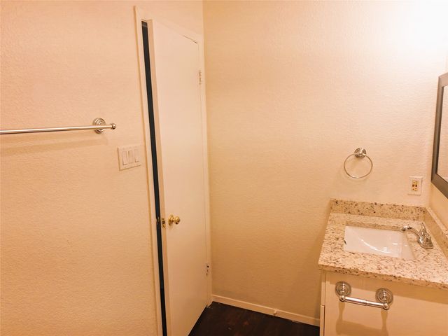 628 Edwards Drive, Saginaw, TX 76179