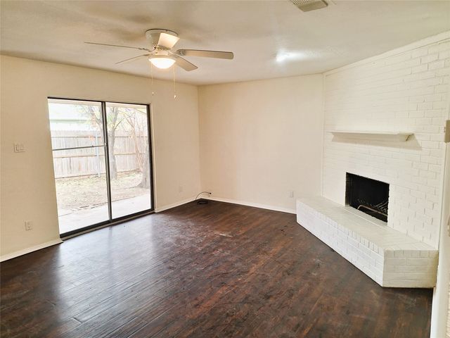 628 Edwards Drive, Saginaw, TX 76179