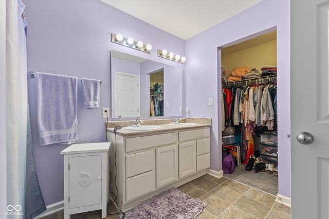 848 Coralberry Lane, Greenwood, IN 46143