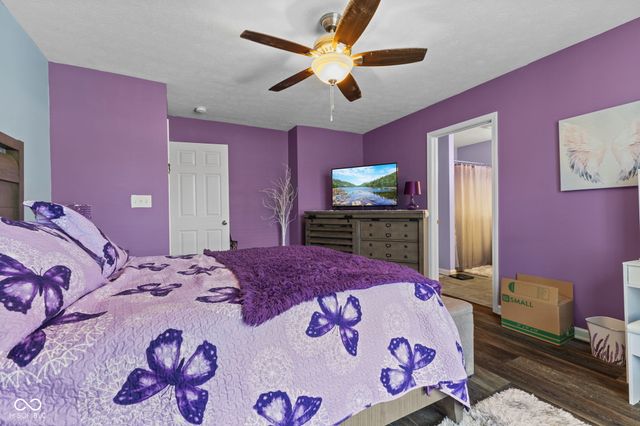 848 Coralberry Lane, Greenwood, IN 46143