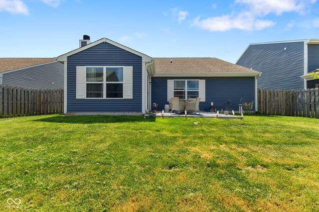 848 Coralberry Lane, Greenwood, IN 46143