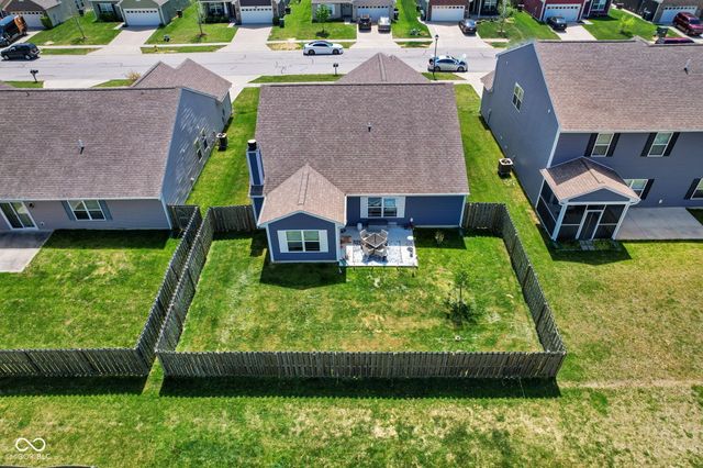 848 Coralberry Lane, Greenwood, IN 46143