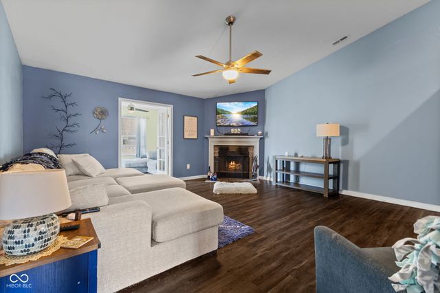 848 Coralberry Lane, Greenwood, IN 46143