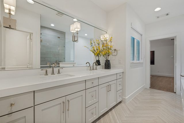 5615 Ellsworth Avenue, Dallas, TX 75206