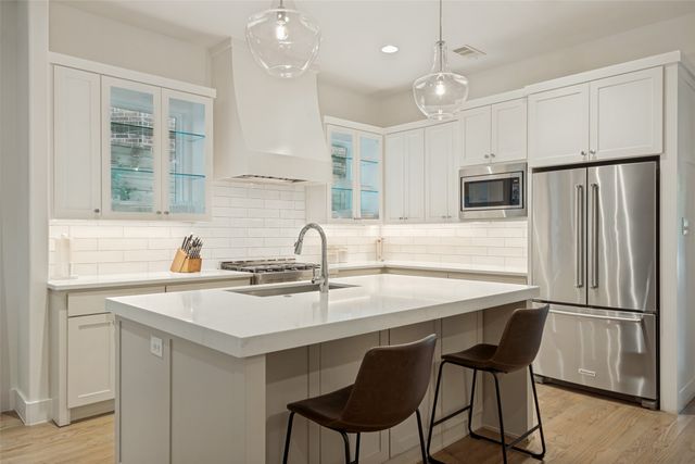 5615 Ellsworth Avenue, Dallas, TX 75206