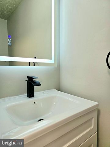 14412 MARLBOROUGH DR, Upper Marlboro, MD 20772