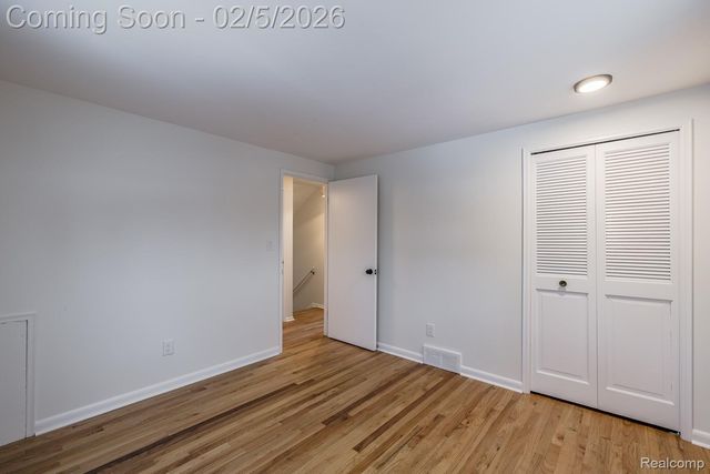 21123 Laurelwood Street, Farmington, MI 48336