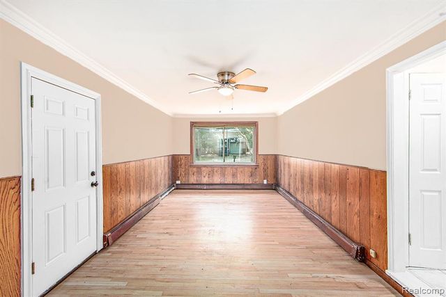 23225 Albion Avenue, Farmington Hills, MI 48336