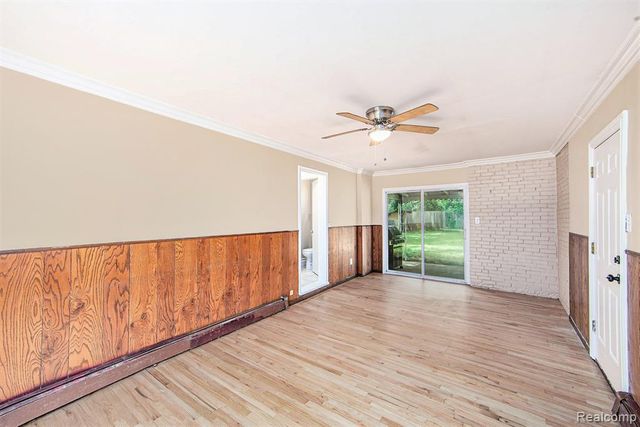 23225 Albion Avenue, Farmington Hills, MI 48336