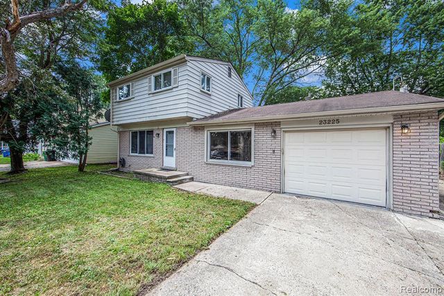 23225 Albion Avenue, Farmington Hills, MI 48336
