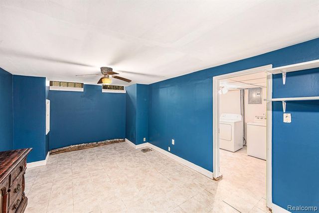 23225 Albion Avenue, Farmington Hills, MI 48336