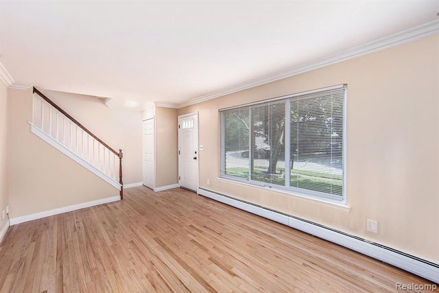 23225 Albion Avenue, Farmington Hills, MI 48336