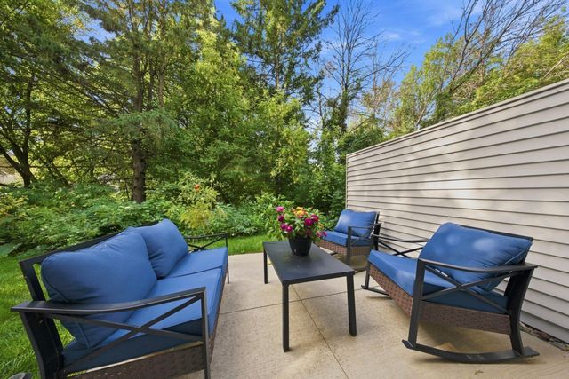 12226 River Valley Drive, Burnsville, MN 55337