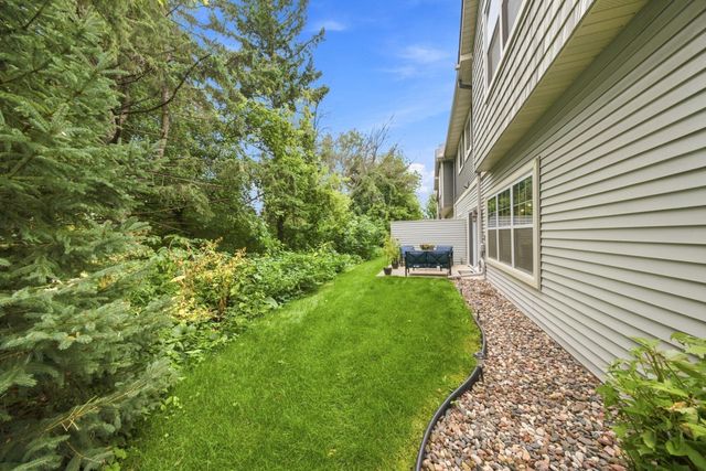 12226 River Valley Drive, Burnsville, MN 55337
