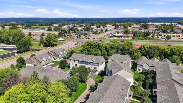 12226 River Valley Drive, Burnsville, MN 55337