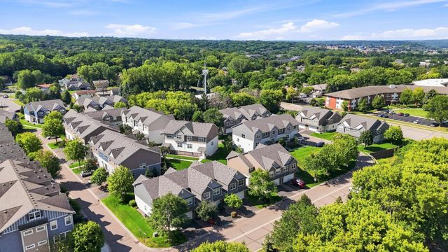 12226 River Valley Drive, Burnsville, MN 55337