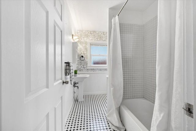 5940 Stanley Ave, Carmichael, CA 95608