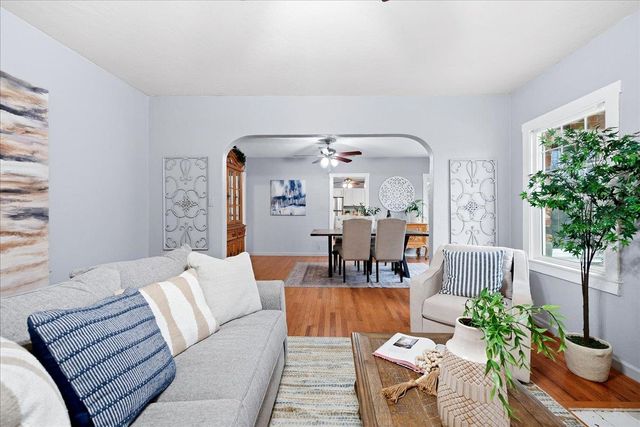 5940 Stanley Ave, Carmichael, CA 95608