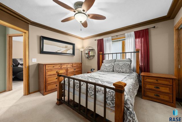 305 N La Salle Ave Avenue, Sioux Falls, SD 57110