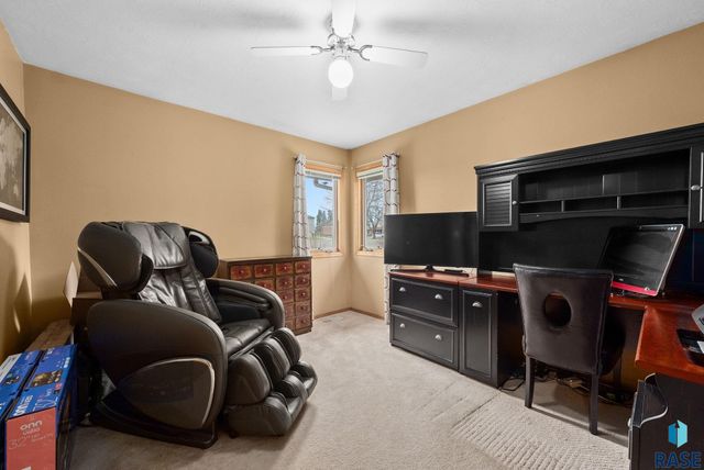 305 N La Salle Ave Avenue, Sioux Falls, SD 57110