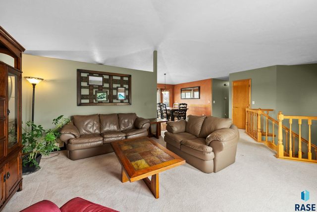 305 N La Salle Ave Avenue, Sioux Falls, SD 57110